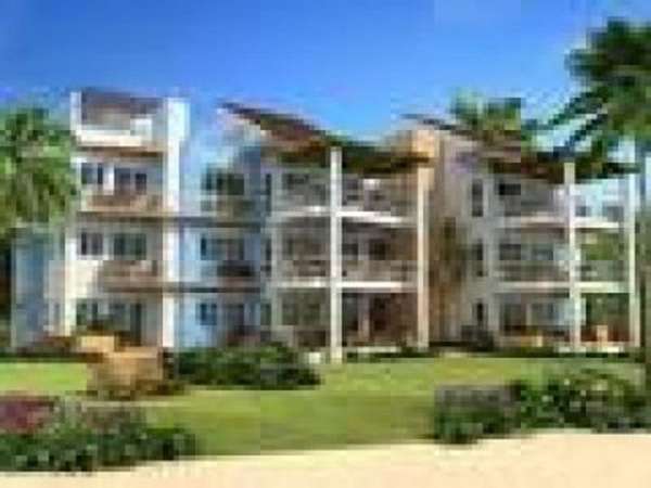 Apartment In Gated Community With Private Beach