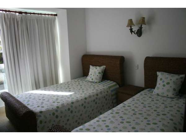 3 Bedrooms Ocean Front Condos, Long Term Rent