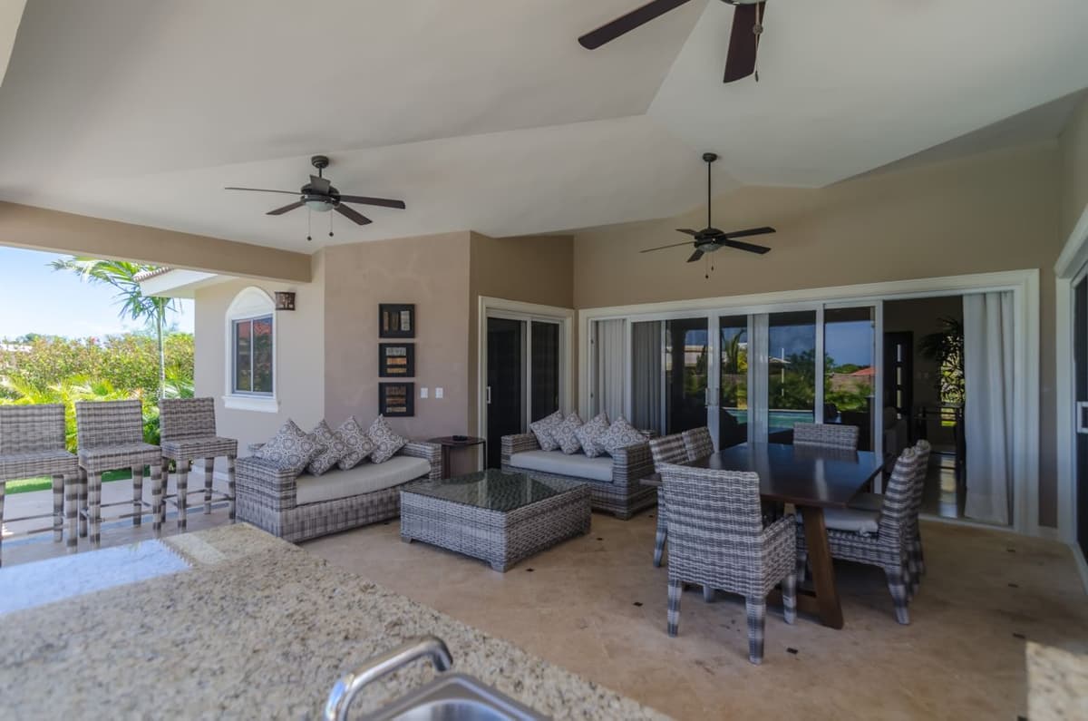 Fully Customizable 3 Bedroom Villa - Image 2