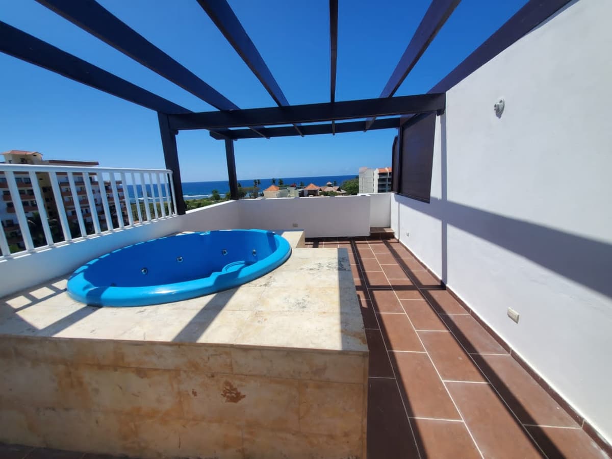 Ocean View Apartment With Jacuzzi