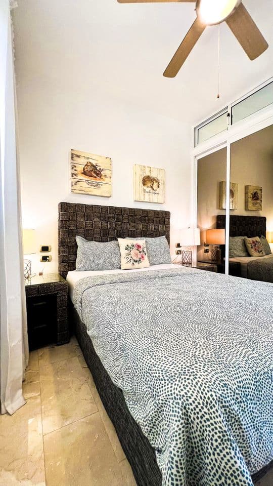 Rent In Cana Rock - Stunning 2 Bedroom With Beach Access