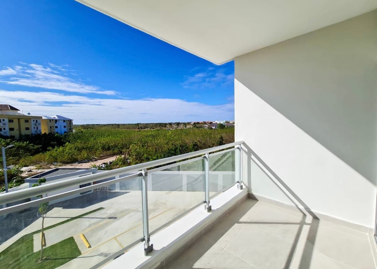 Precious 2 Bedroom Condo Fully Furnished With Private Beach Acces - Image 5