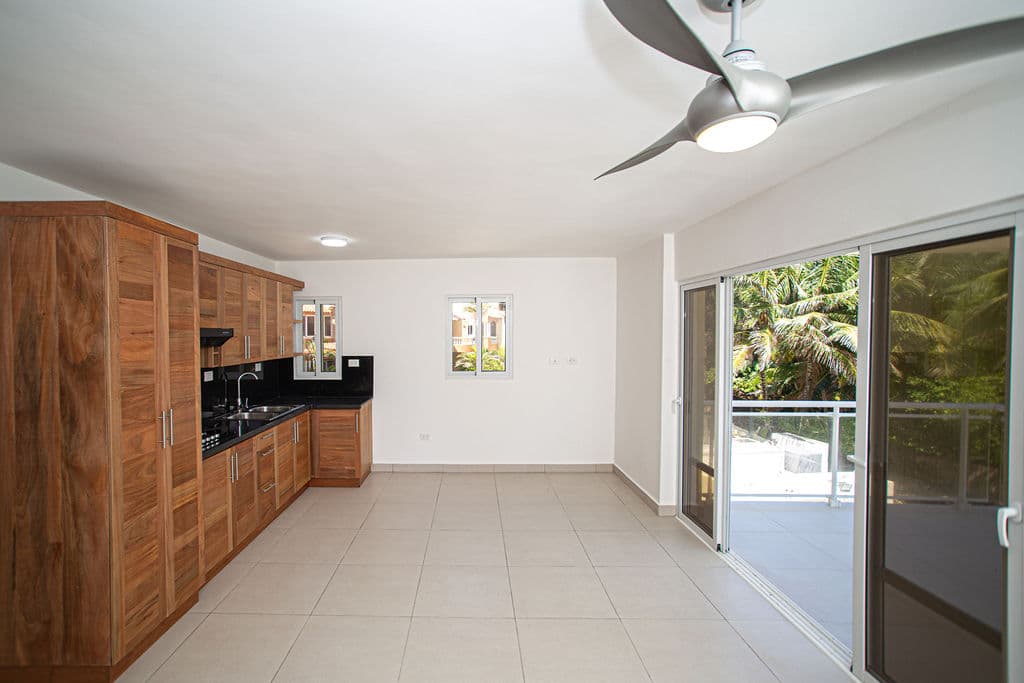 Ocean Front Condo - Just A Few Steps To The Beach - Image 3