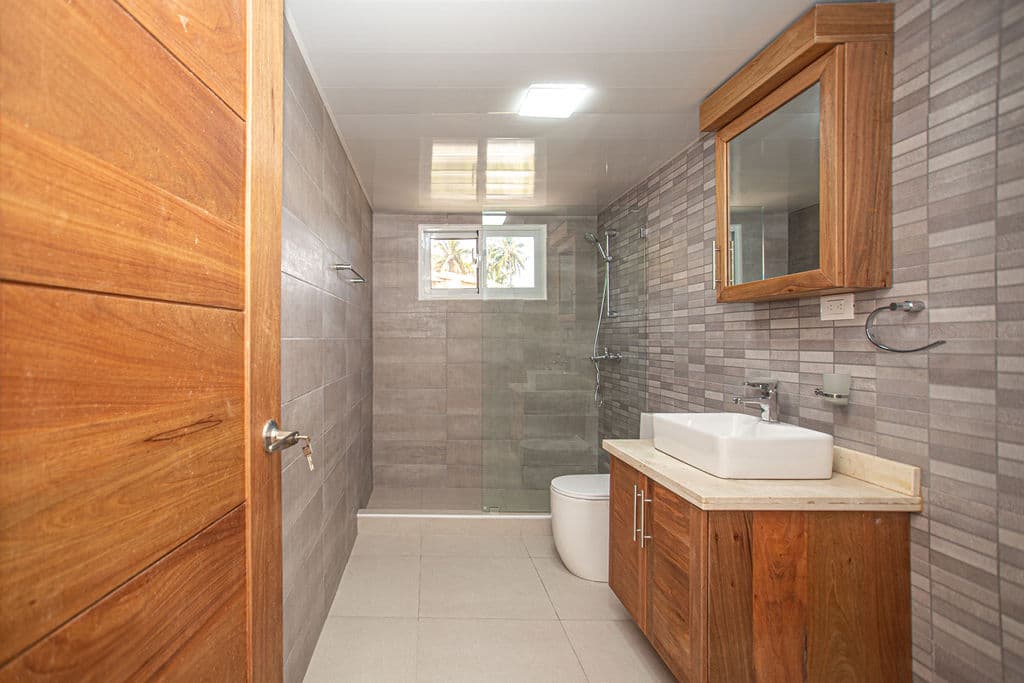 Ocean Front Condo - Just A Few Steps To The Beach - Image 4