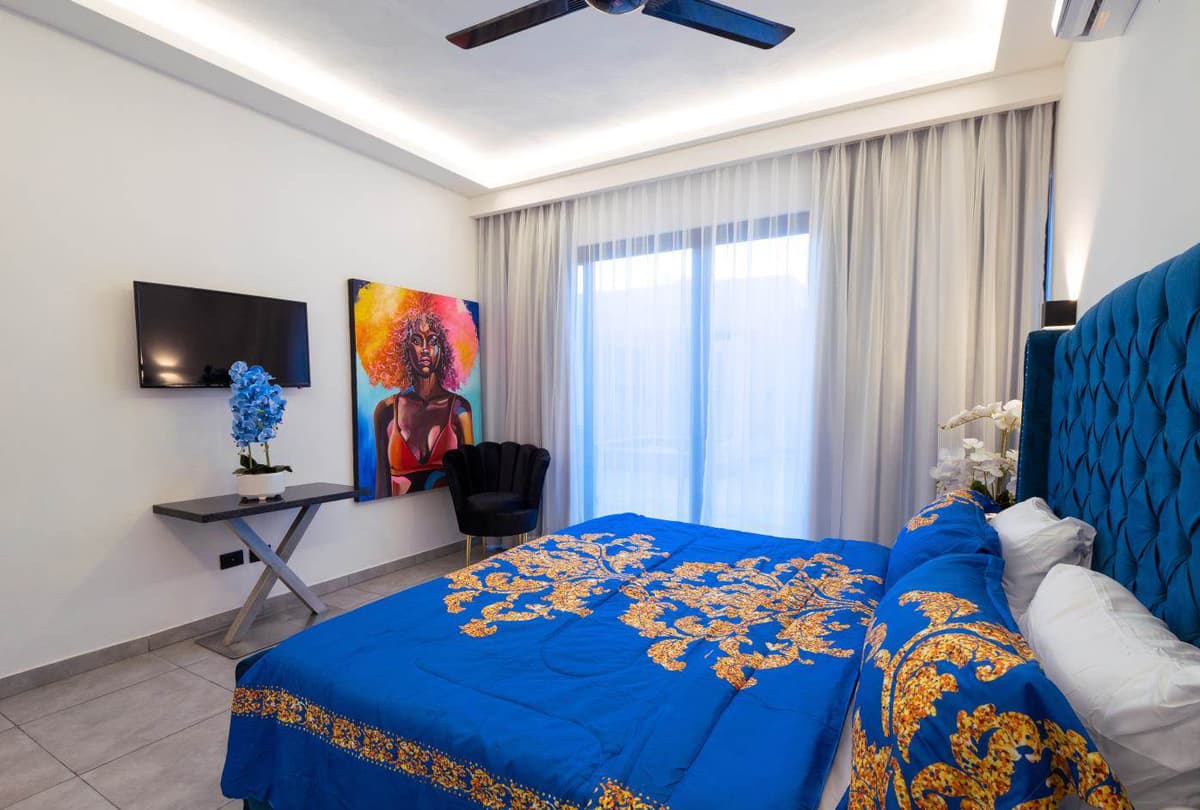 New 1 Bedroom Luxury Condos In Central Location - Image 2