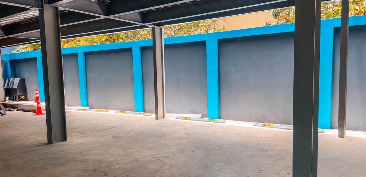 New 1 Bedroom Luxury Condos In Central Location - Image 5