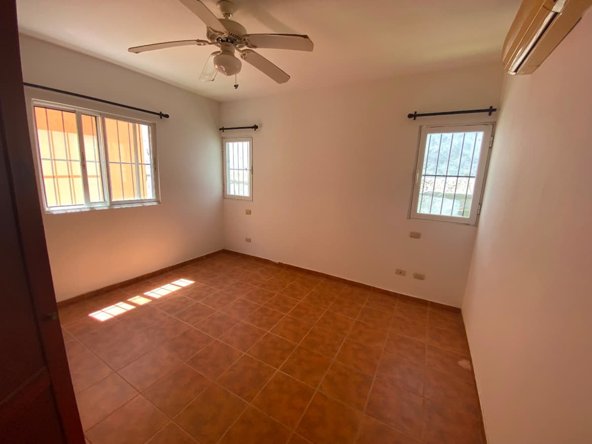 Gorgeous Penthouse In Los Corales - Image 2