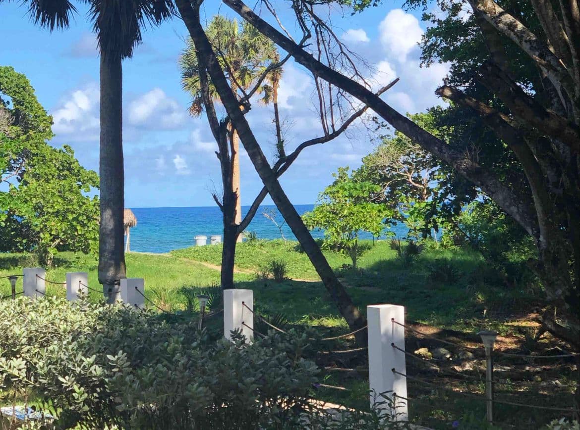 Beautiful Fully Furnished Apartment For Sale - Image 2