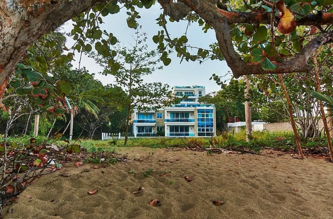 Beautiful Fully Furnished Apartment For Sale - Image 5