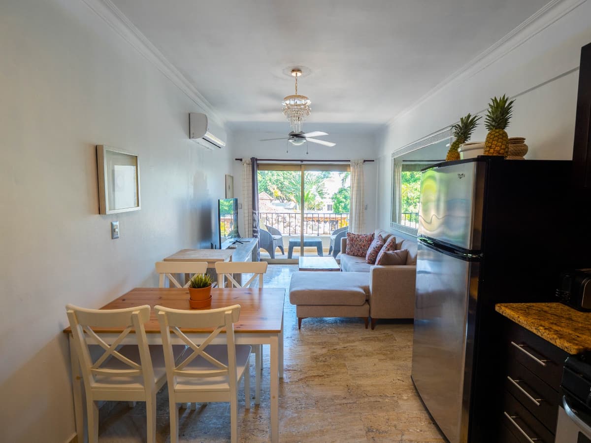 Two Bedroom Oceanview Condo On A Secluded Beach - Image 2