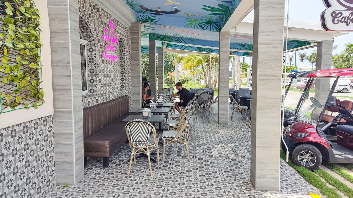 Large 2 Bedroom Beach Front Rental In Uvero Alto - Long Term Only - Image 5