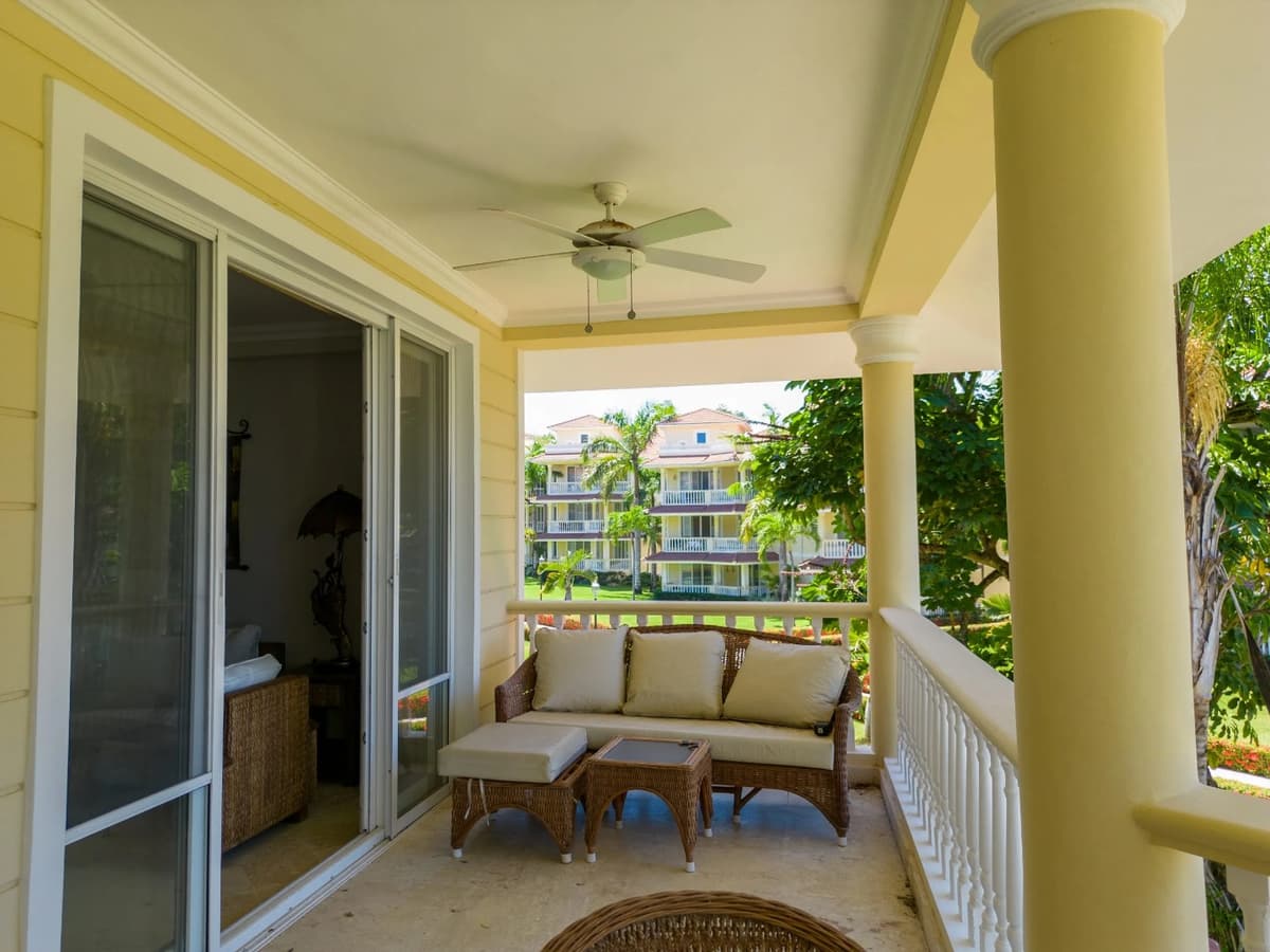 Stunning Ocean View Apartment - Image 1