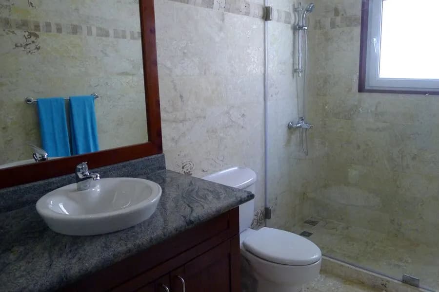 Spectacular Beach Front Condo - Image 2