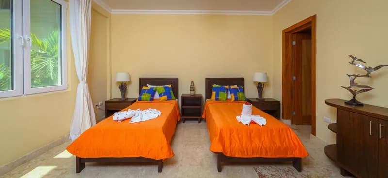 Exclusive Apartment With Ocean View - Image 4