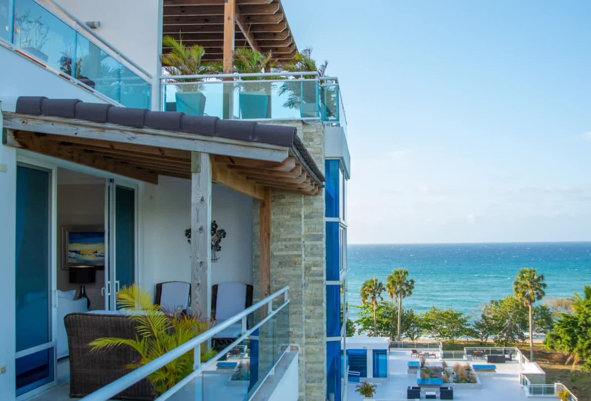 Exquisite Ocean View Penthouse Condo