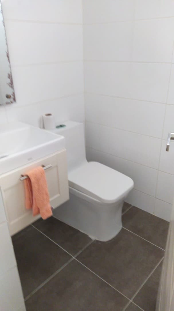 Large 4 Bedroom Villa With Ocean Views - Image 2