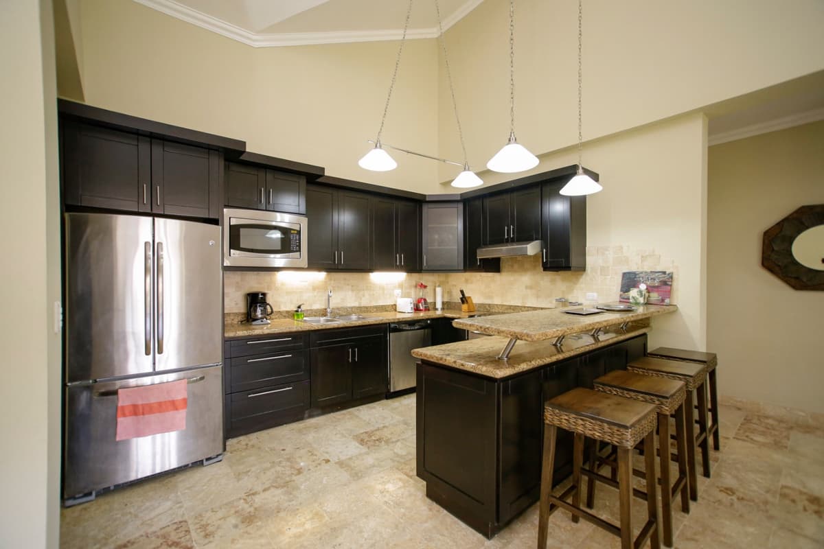 Premium 3 Bedrooms Condo In Ocean Front Community - Image 4