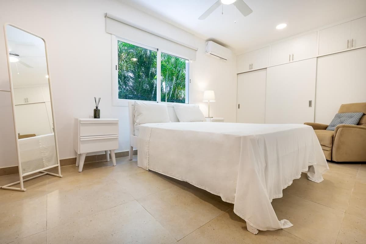 5 Bedroom Villa In Cocotal