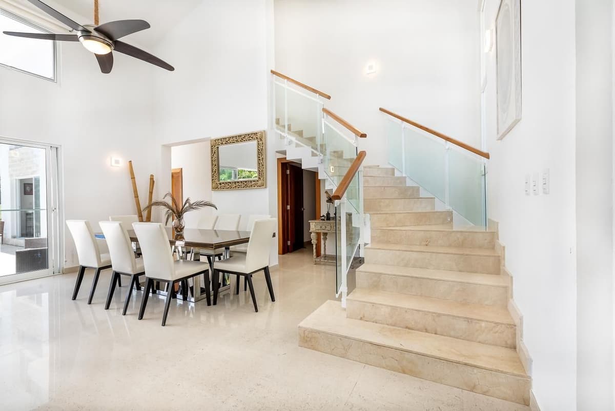 5 Bedroom Villa In Cocotal - Image 3