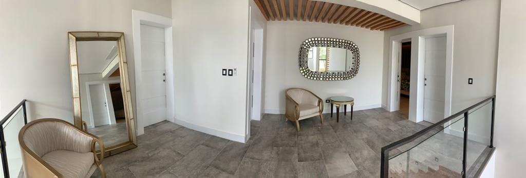 Villa De Lujo Y Moderna En Metro Country Club - Image 4