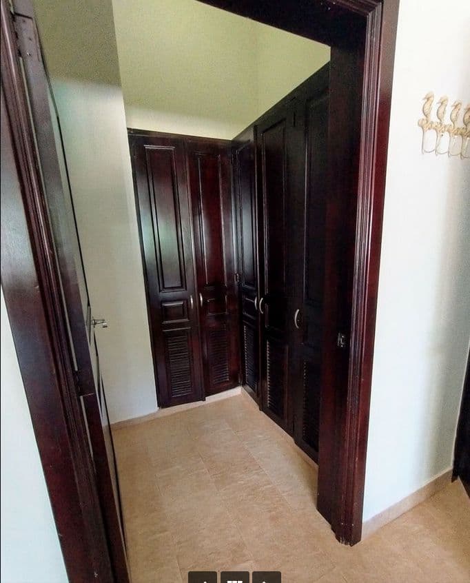 Amazing 5-bedroom Villa In A Gated Community - Image 2
