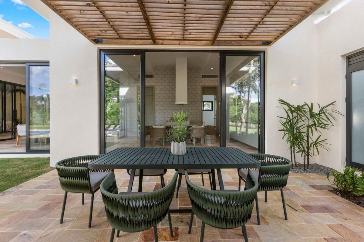 Stunning 6-bedroom Garden View Villa In Casa De Campo - Image 2