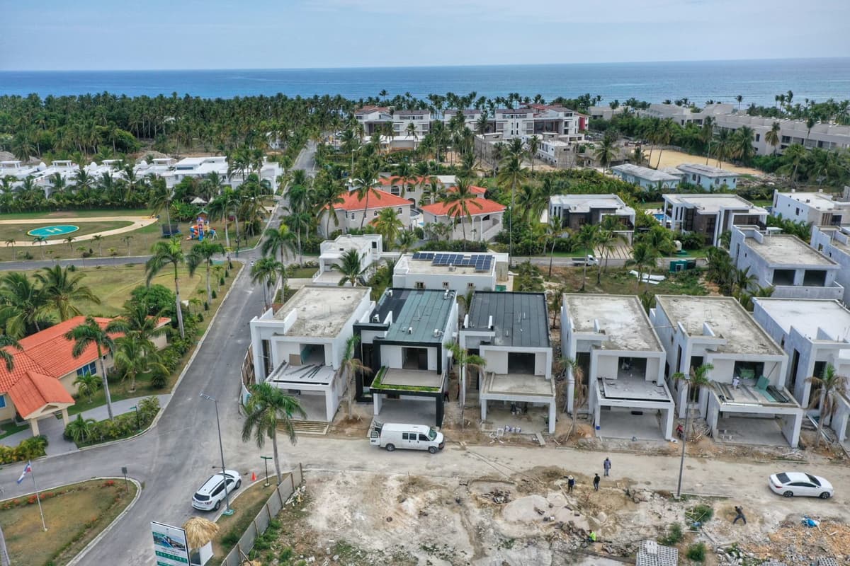 Stunning Beach Villas In Uvero Alto Bavaro - Image 3