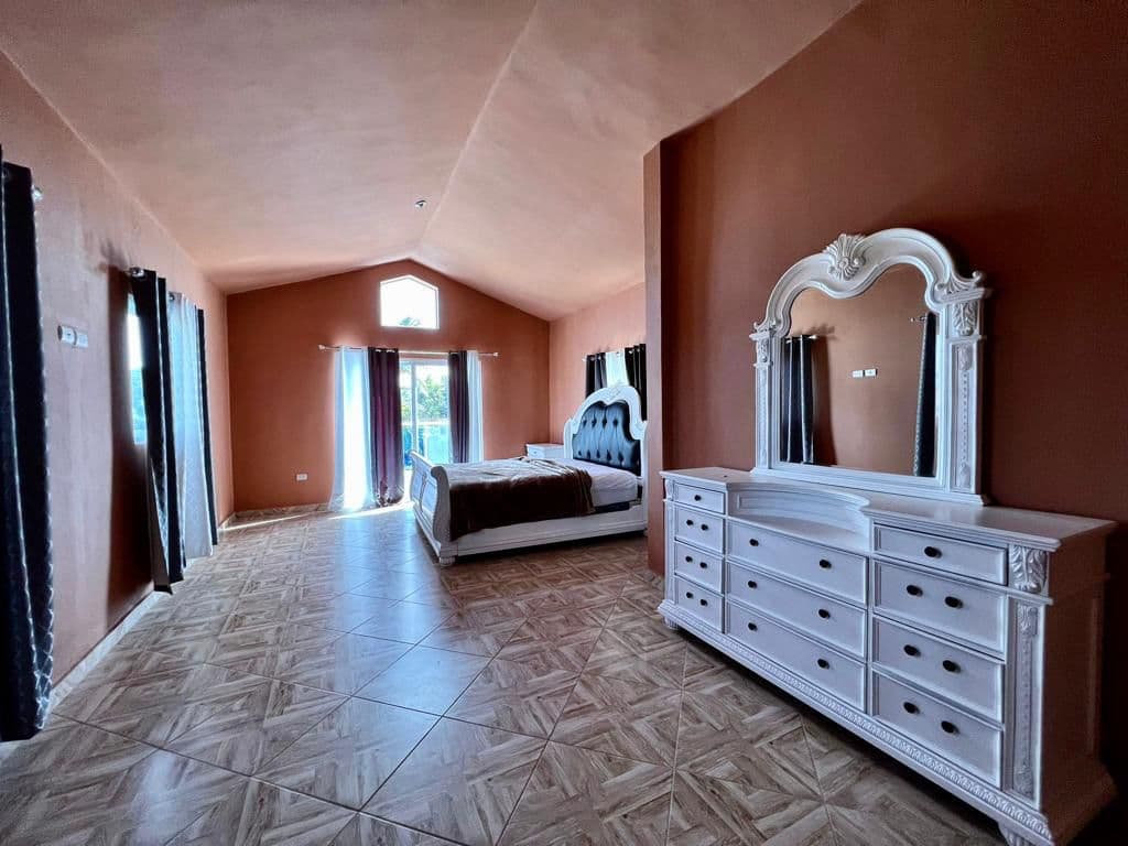 Luxury Private House - Image 4