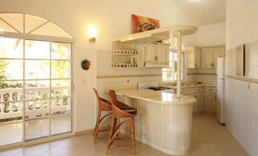 Gorgeous Villa With Large Terrace 3 Bed 2 Bath - Image 2