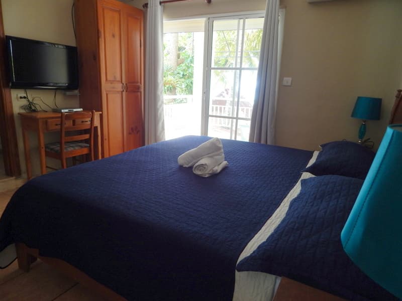 Beach Front Hotel In Boca Chica For Sale Perfect For Investors. - Image 5