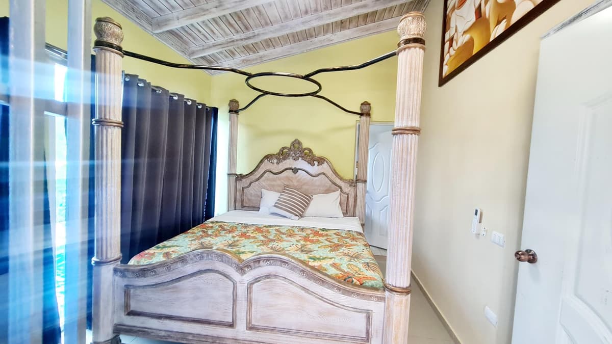 Touristic Aparthotel 22 Rooms With Pool & Restaurant