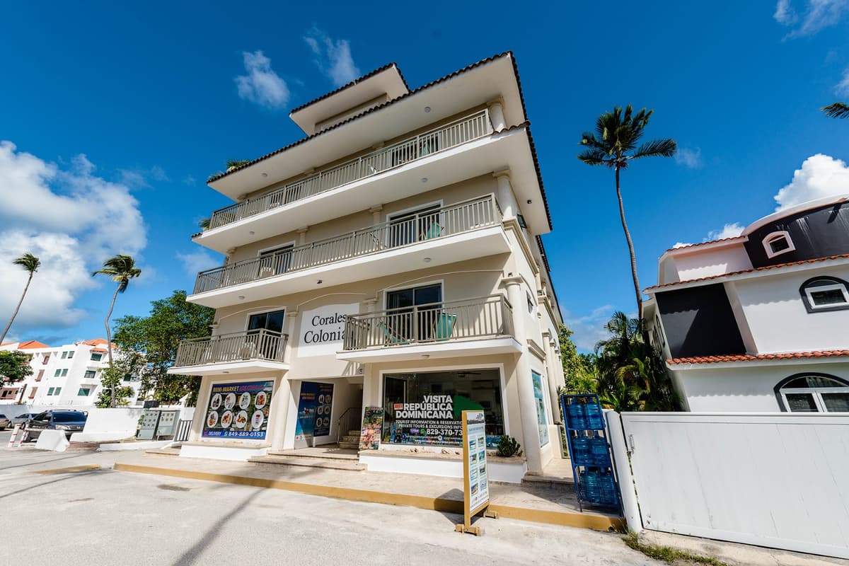 Apart-hotel On The Beach In Los Corales Bavaro - Image 4