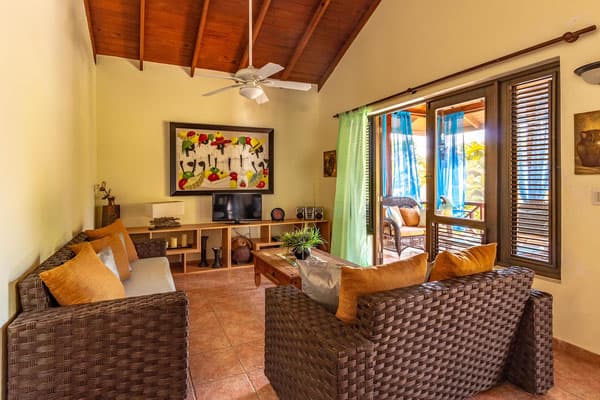 Boutique Beach House Resort - Image 2