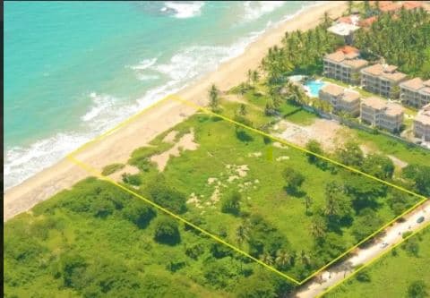 Perfect Beach Front Land Ready To Develop Your Ideal Project - Image 2