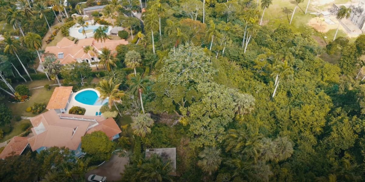 Opportunity 13000m2 At Rock Bottom Price - Image 2