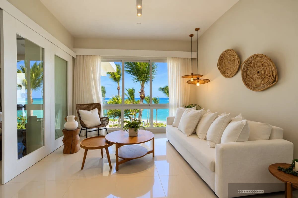 Beachfront 2-Bedroom Apartment with Private Rooftop, Seawinds, Cabarete - Image 5