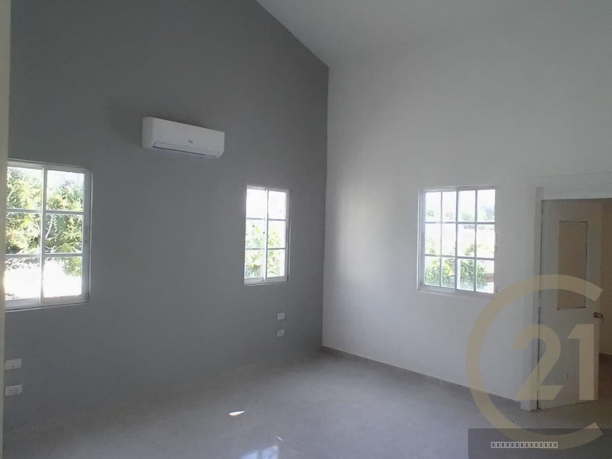 4-Bedroom House for sale in Residencial El Doral, Puerto Plata - Image 1