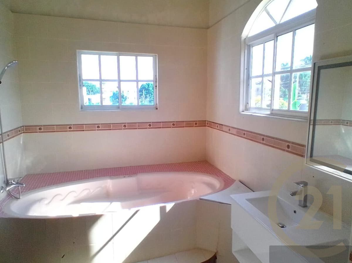 4-Bedroom House for sale in Residencial El Doral, Puerto Plata - Image 2