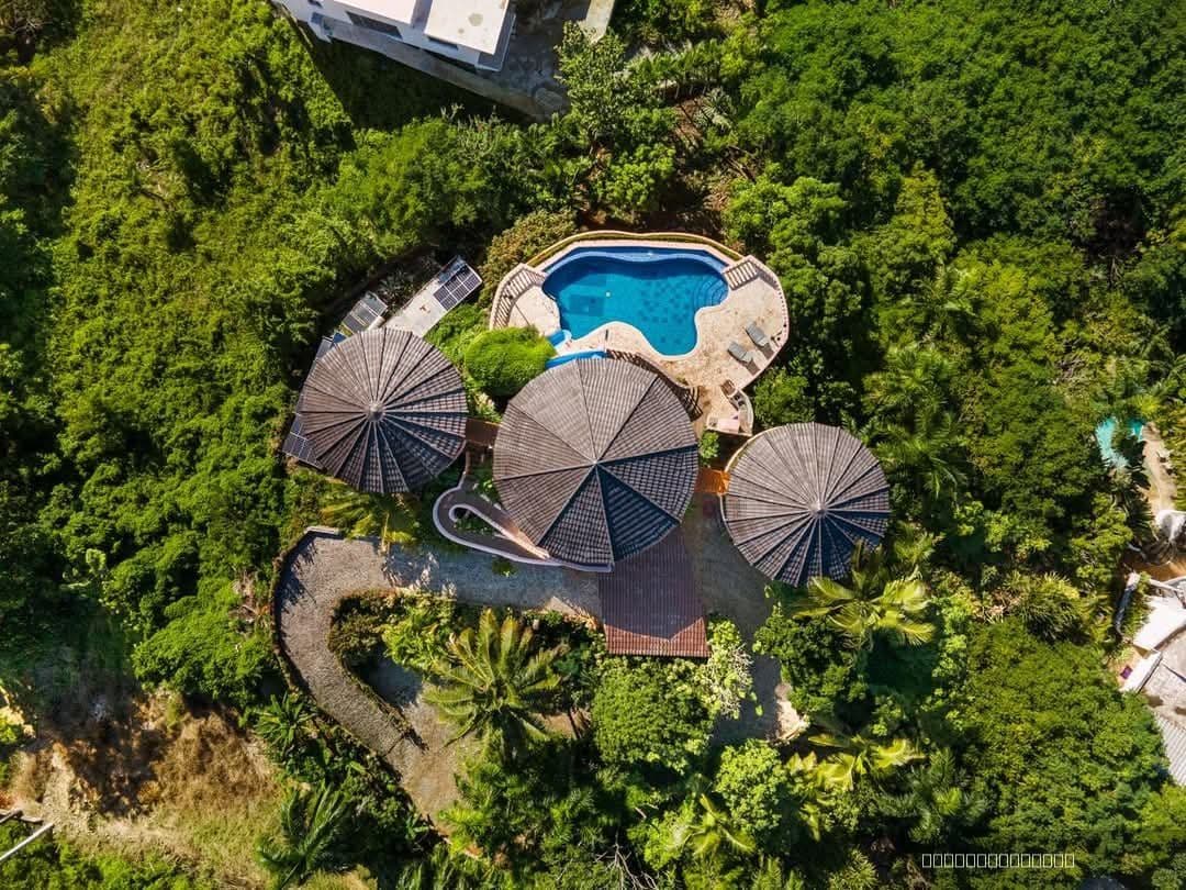 5-Bedroom Oceanview Villa, Hilltop, Río San Juan - Image 1
