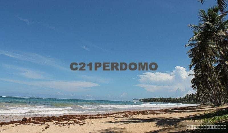 Oceanfront Development Lot for sale in Cabrera