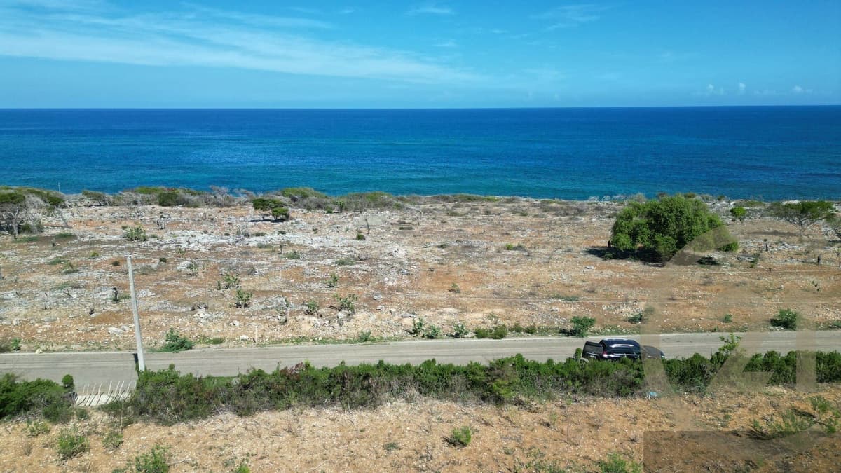 Oceanfront Lot for sale in La Isabela, Luperón Near Fricolandia - Image 1