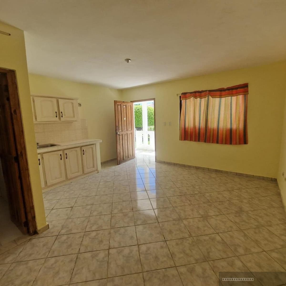House with 3 apartments for sale in Samaná - Image 1