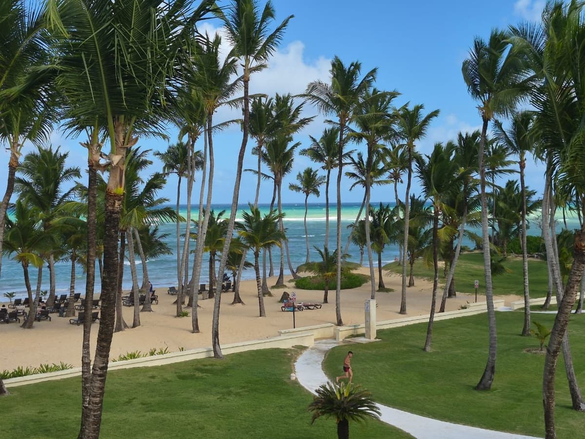 Playa Palmera 2 BR ocean-side condo on two levels, fully furnished and move-in or rental ready – Uvero Alto - Image 2