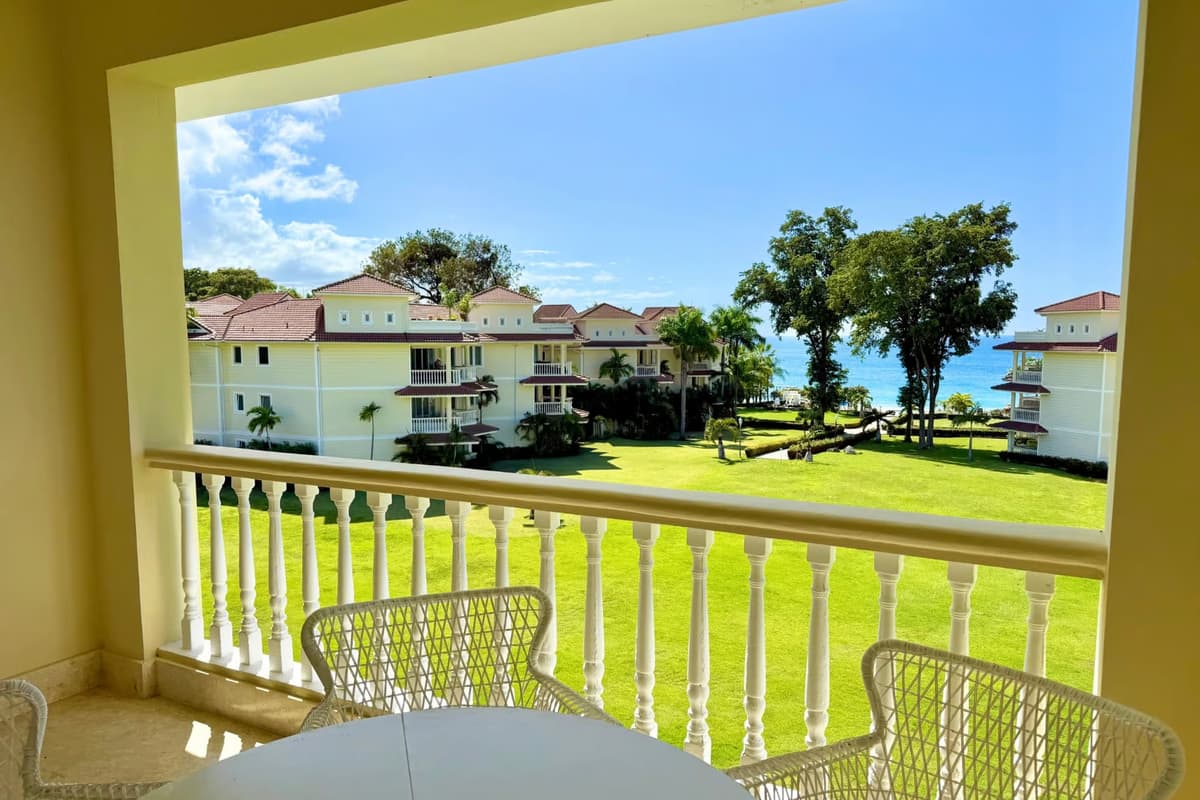 Furnished 2BR Condo for Sale in Hispaniola Beach Sosúa - Image 1