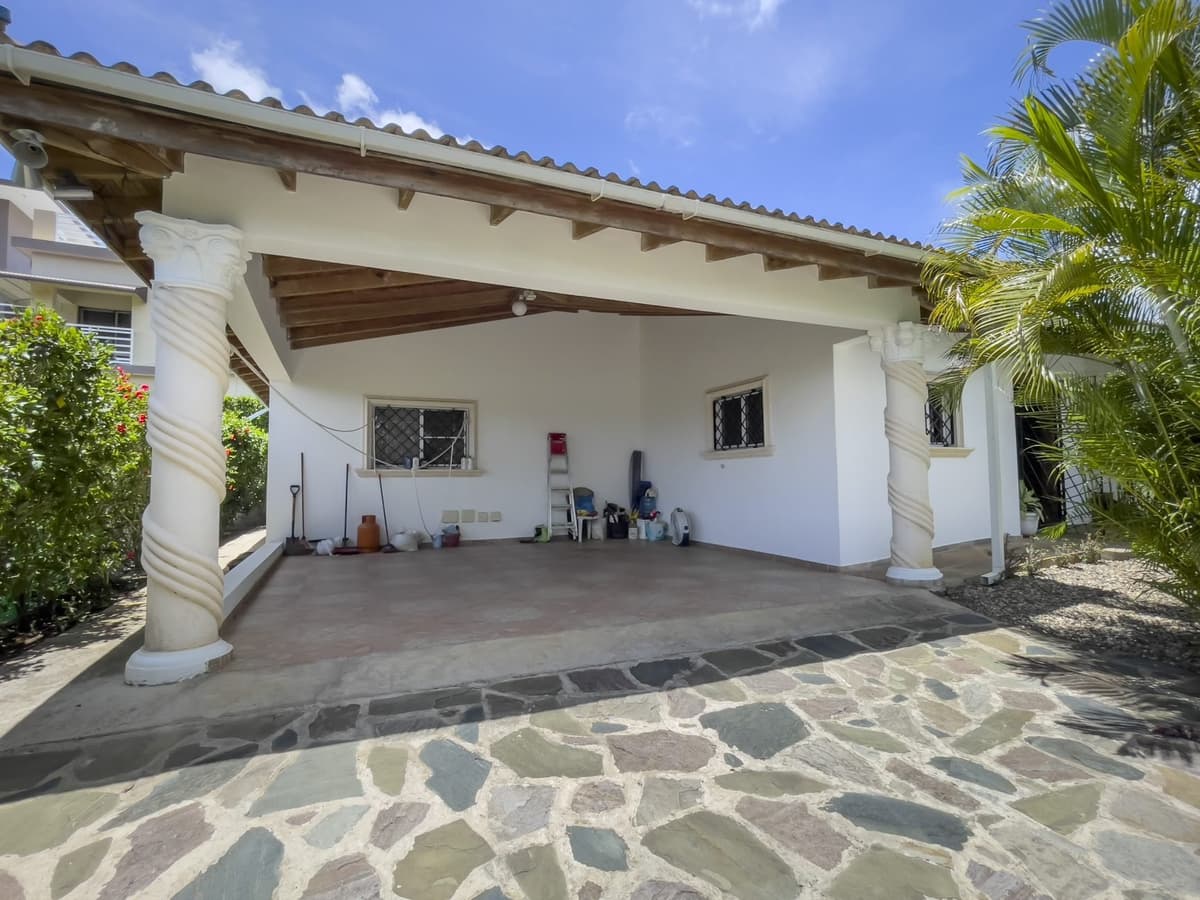 3-Bedroom Tropical Villa Sosúa V4144CL - Image 2