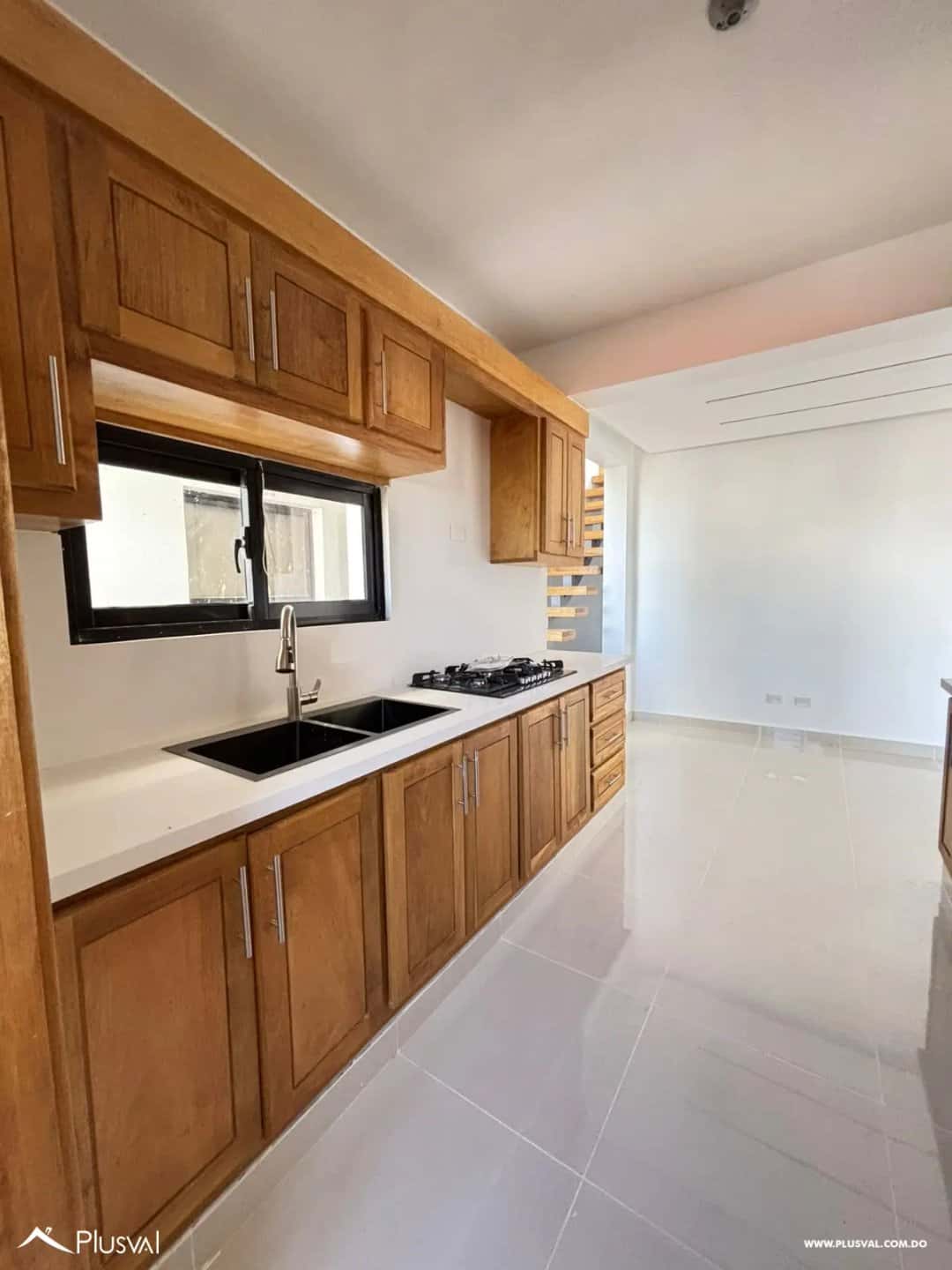 Apartamento Tipo Pent House en Planos, ubicado en Los Álamos.