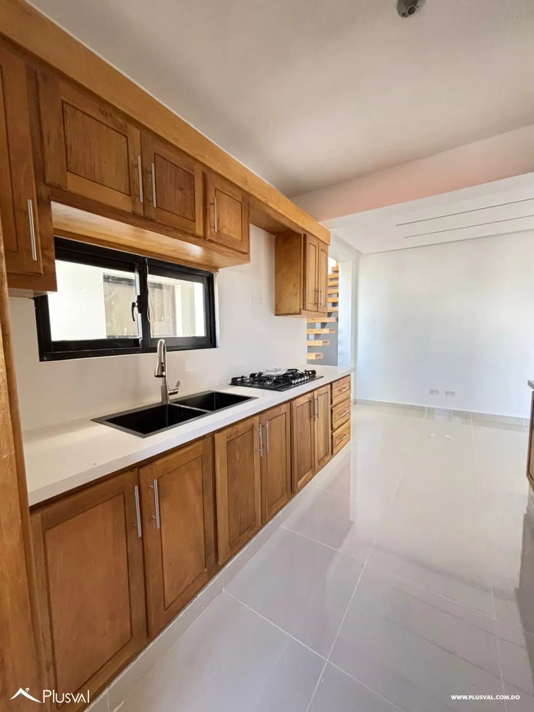 Apartamento Tipo Pent House en Planos, ubicado en Los Álamos. - Image 1