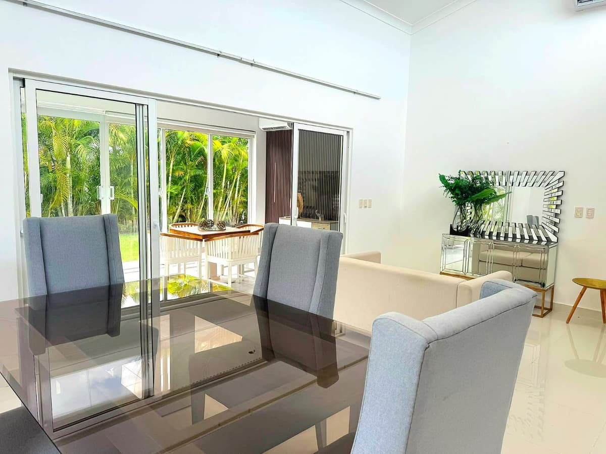 Oasis del lago modern one level 3 BR villa with maids quarter - Vista Cana - Image 5