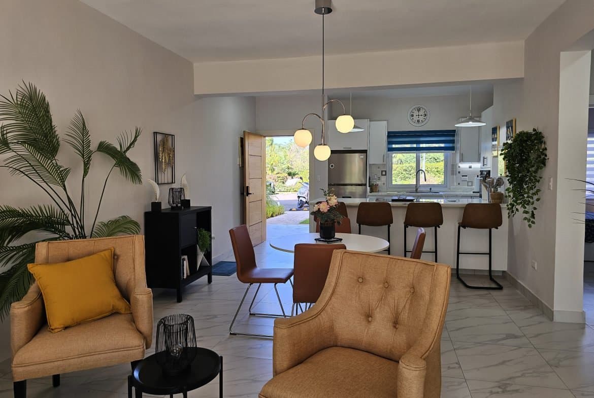 Modern 2BR Luxury Condo | Residencial Hispaniola | Hillside Living