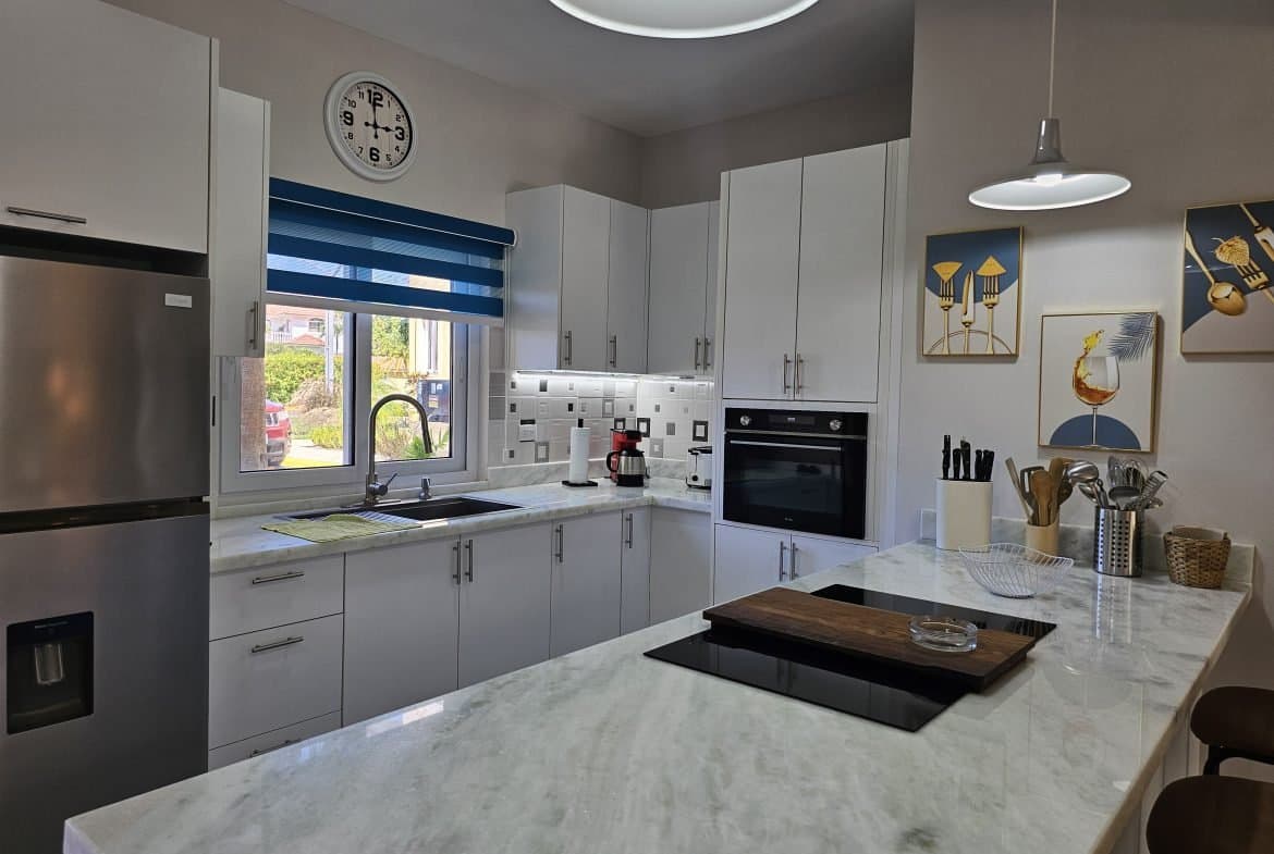 Modern 2BR Luxury Condo | Residencial Hispaniola | Hillside Living - Image 5